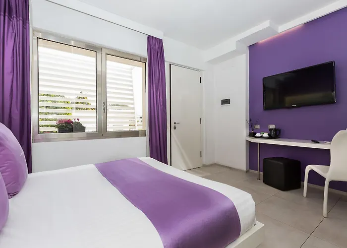 Hotel Jc Contemporary 4*