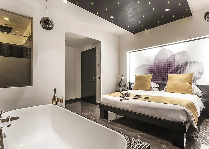 Jc Contemporary Hotel